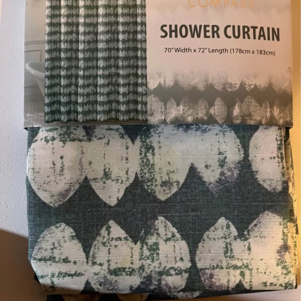 Shower curtain brand new 70 x 72 blue white